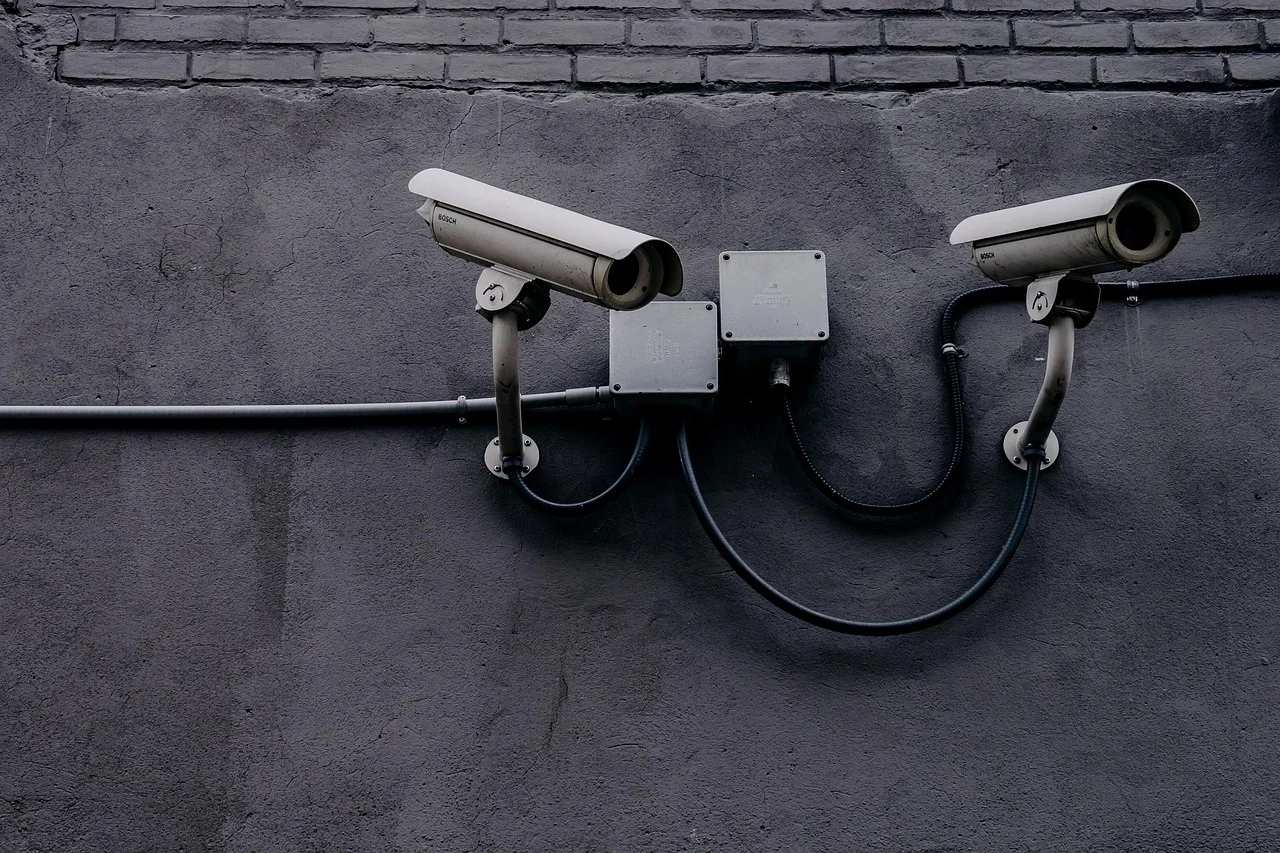 Nowoczesny monitoring: kamery IP i wideodomofony dla Twojego bezpieczeństwa